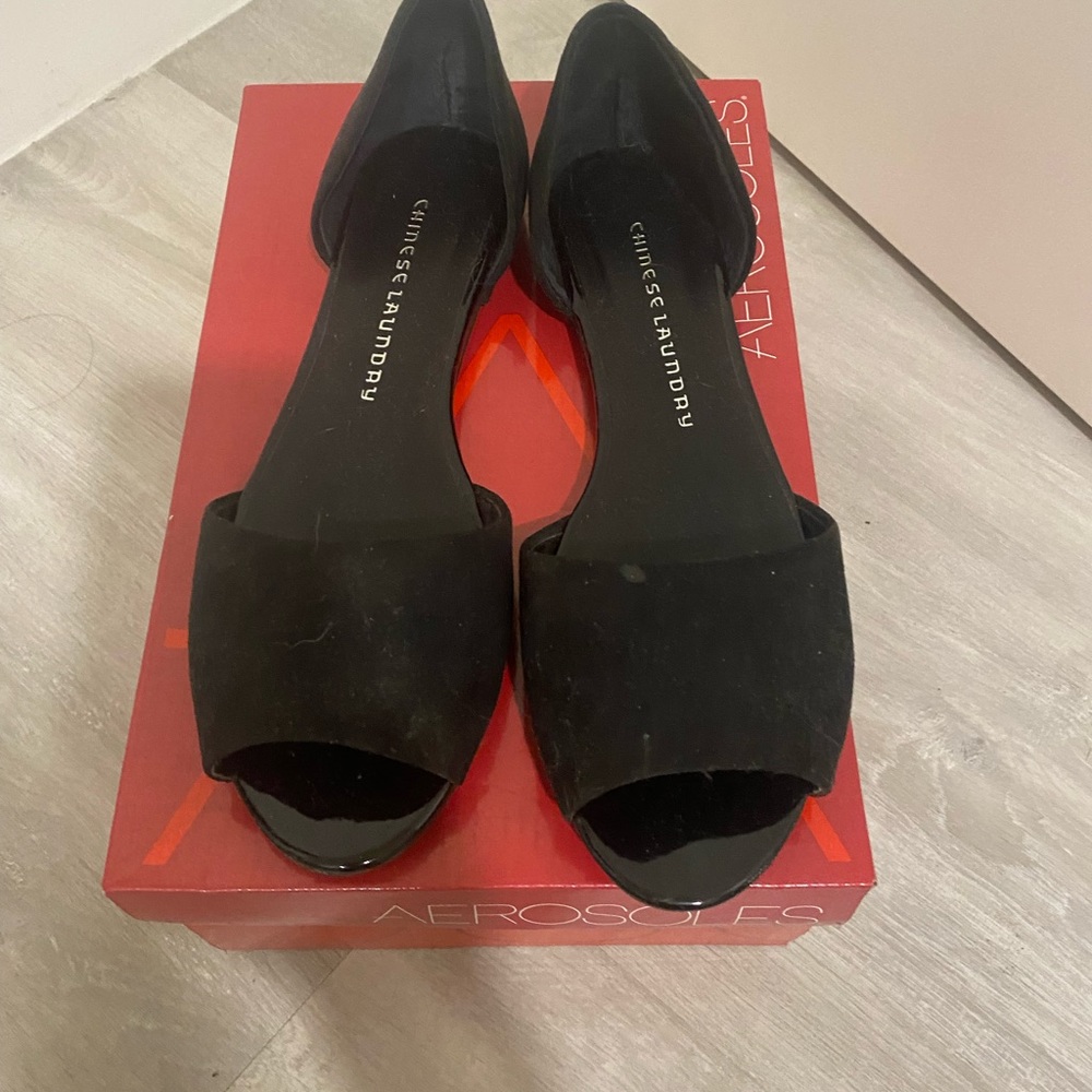 Chinese Laundry Black Open Toe Flat